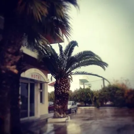 Alexandros לוטראקי