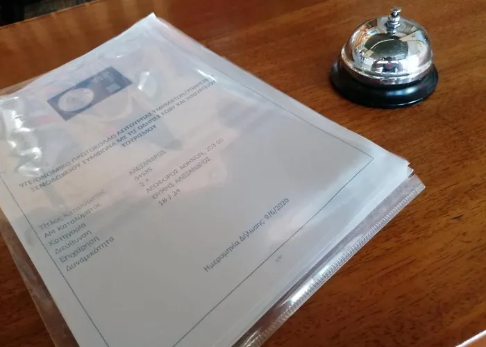 فندق Alexandros 2*